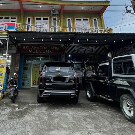 Hotel Lucky 21 Syariah Mitra Reddoorz Lubuklinggau Εξωτερικό φωτογραφία