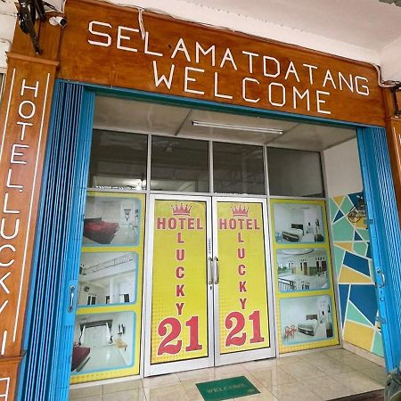 Hotel Lucky 21 Syariah Mitra Reddoorz Lubuklinggau Εξωτερικό φωτογραφία